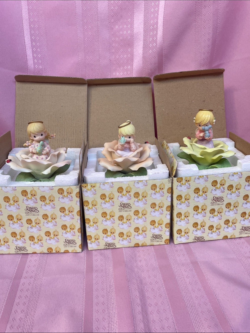 Precious Moments Trio in Pastel Shade& Green Floral Bases EXPRESSIVE BLOSSOMS
